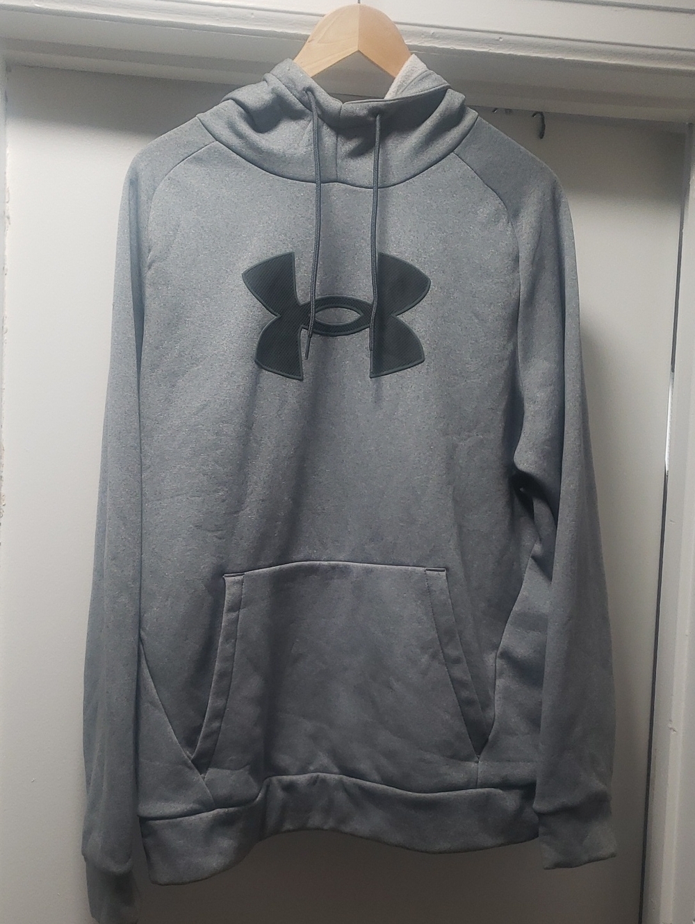 Under Armour Men's Light Gray Hoodie with Black Logo